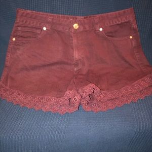 Lace trim shorts